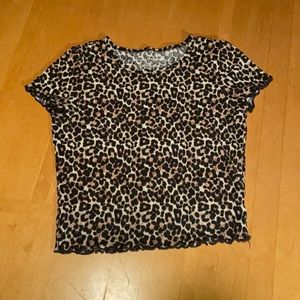Cheetah print T-shirt
